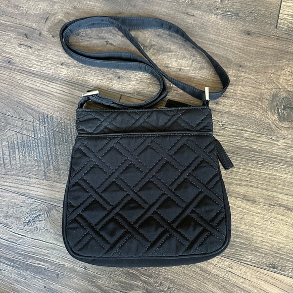 Vera Bradley Petite Double Zip Hipster Crossbody Bag in Classic Black * RETIRED - Picture 2 of 8